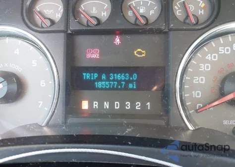 2010 Ford F-150 Xl/Xlt z USA, uszkodzony, nr VIN 1FTEW1E87AFB26928